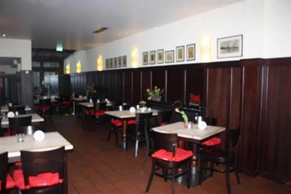 Das Steeps Ihr Brauhaus Und Hotel Cologne Exterior photo